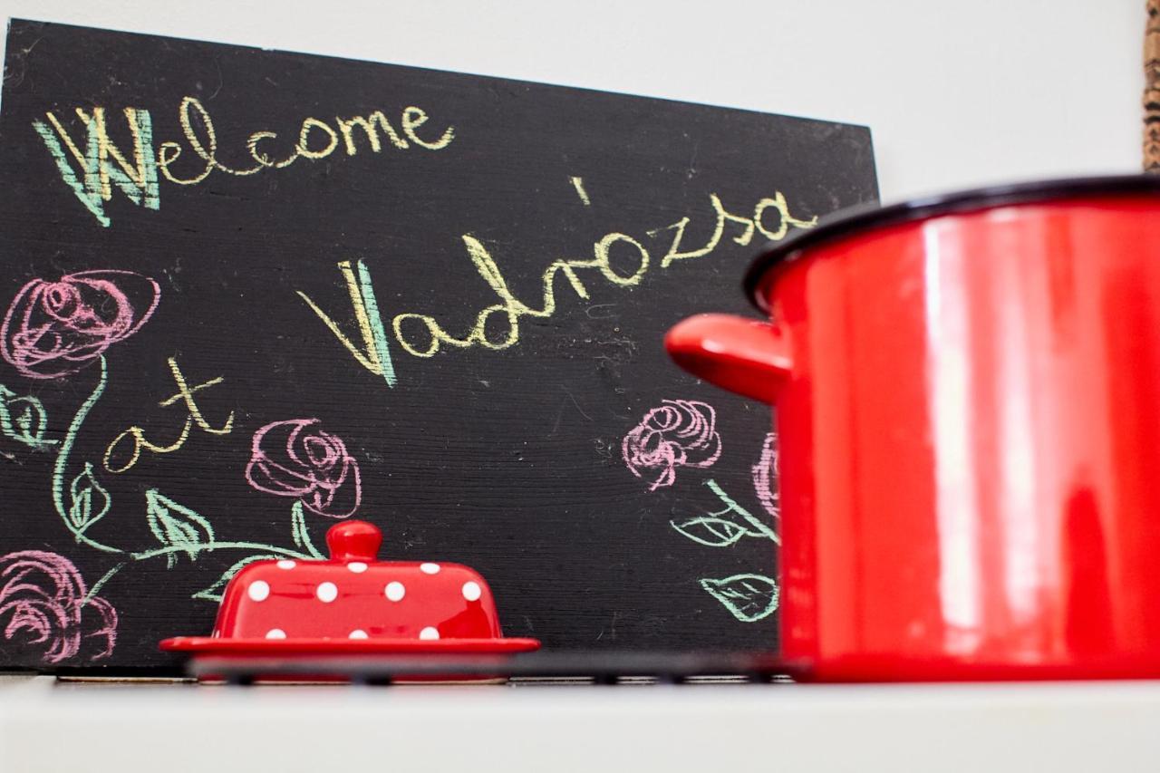 Vadrozsa Vendeghaz Racalmas Guest House Luaran gambar